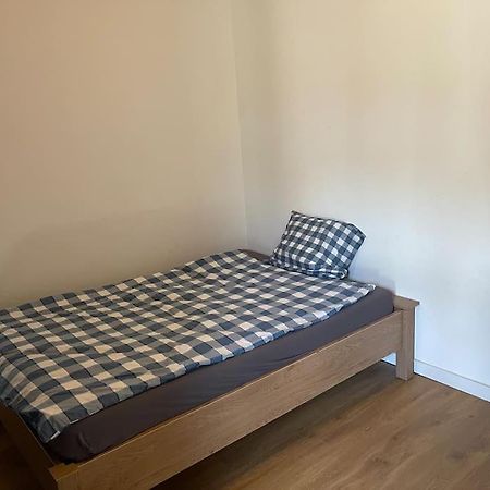 Lovely 1 Private Bedroom With Garden View Rotterdam Exterior foto